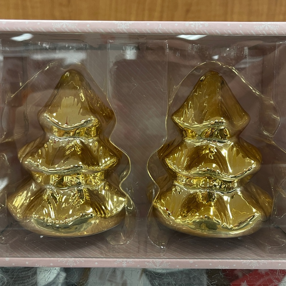 Gold Christmas Tree Salt and Pepper Shakers Peppermint and Pine NWT